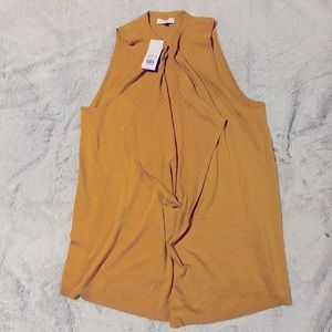 Elegant Squash colored New Directions sleeveless fall cardigan